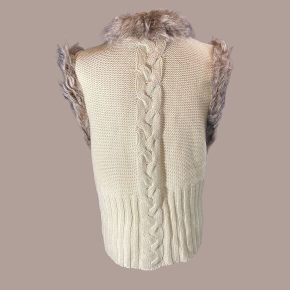 Vintage Faux Fur Lined Vest - Picture 3 of 13
